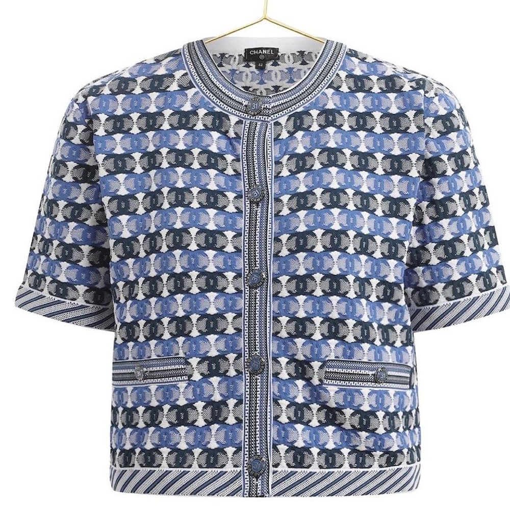BNWT CHANEL 2019 Printed Crop Top w/ Tags Size: M | US6, FR38